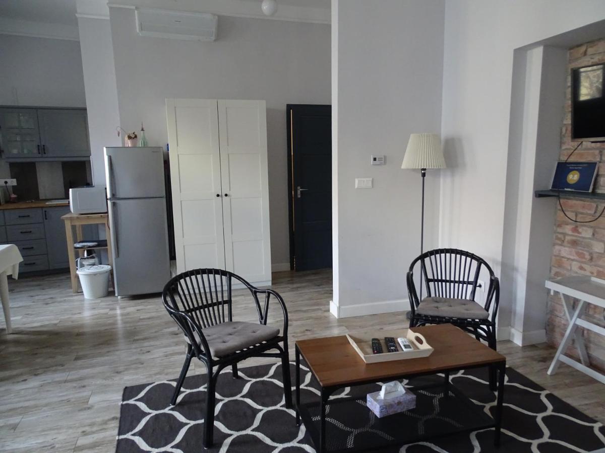 Ovaros Apartman Veszprém Eksteriør bilde